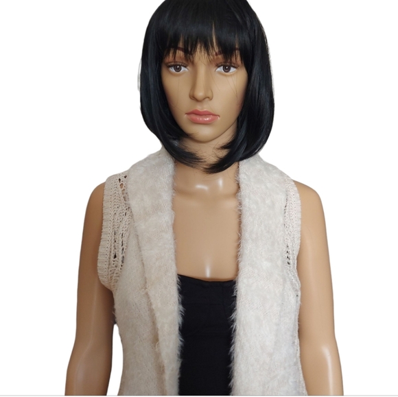 Max studio cream sleeveless crochet Vest, soft decorative trim,S - Picture 2 of 9